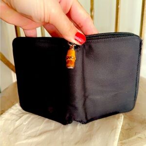 GUCCI WALLET MONOGRAM BLACK CANVAS/LEATHER BI-FOLD ZIP AROUND